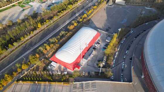 AirBrother ساختمان غشا 30×50 متری با پشتیبانی هوا ️ 1,500m2 راه حل گنبد ماژولار